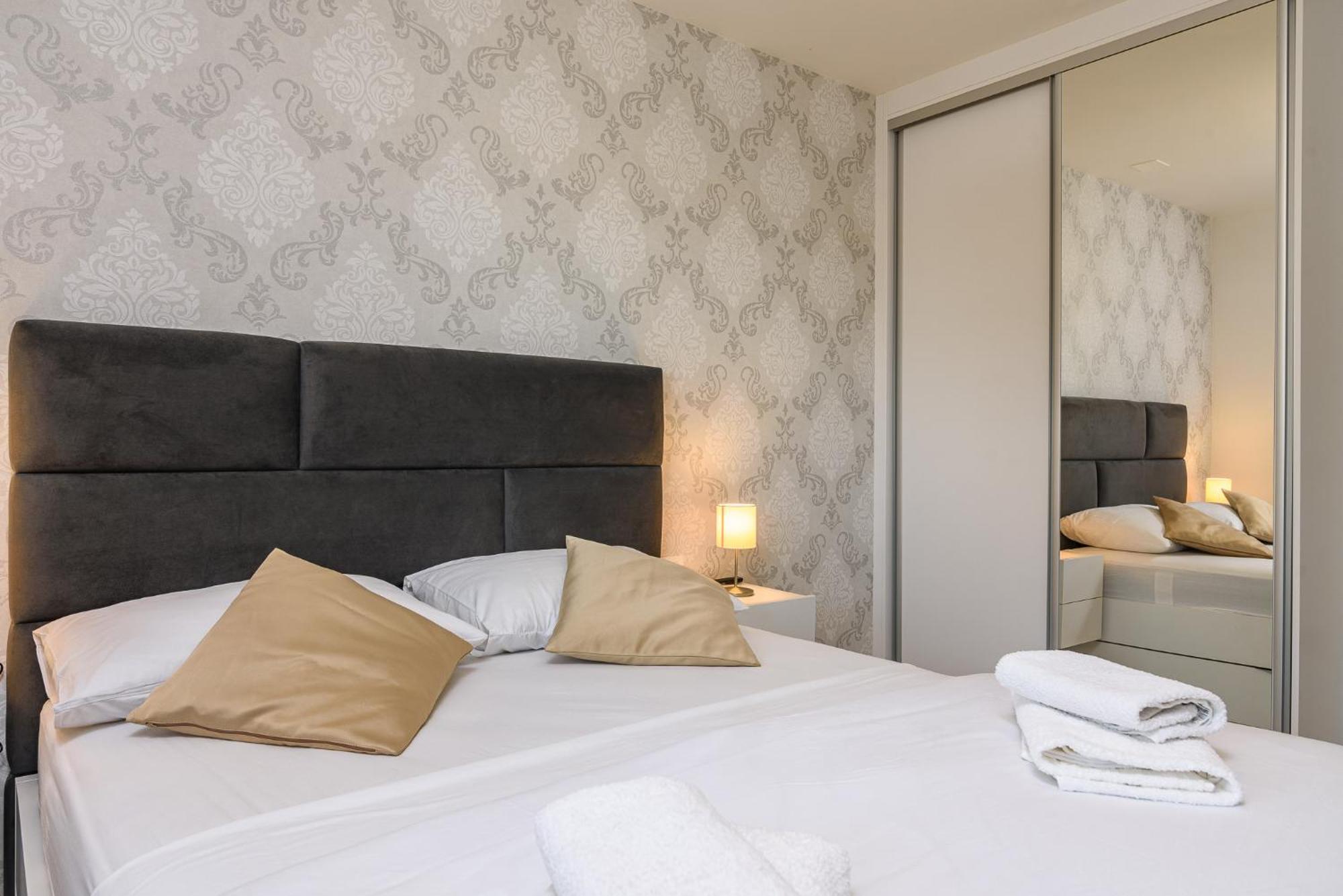 Relax Trogir Apartamento Exterior foto